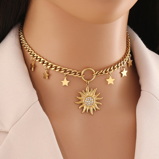 Collana personalizzata con ciondolo a stella e sole in acciaio inossidabile con stella a otto punte e croce