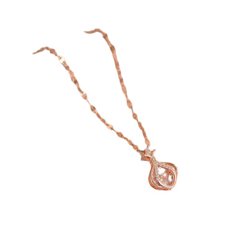 Collar con colgante floral minimalista de acero de titanio con chapado en oro en cadena tipo O para mujer y hombre