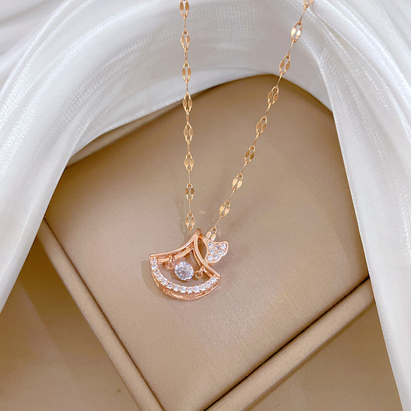Sweet Elegant Ginkgo Leaf Plant Shape Rhinestone Inlay Titanium Steel Necklace with Cable Chain for Unisex