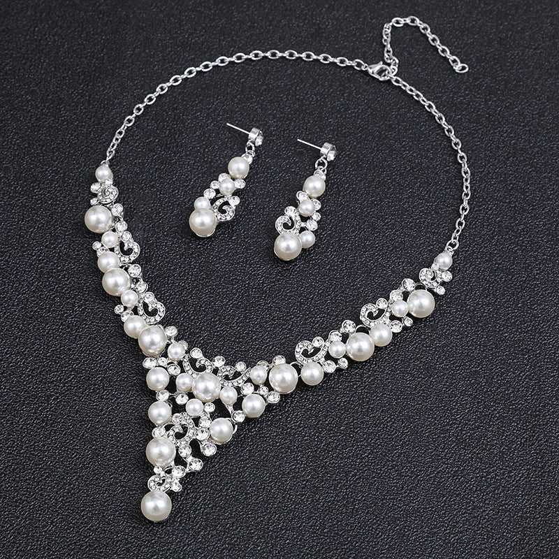 Charming Floral Pearl Necklace and Earrings Set for Women in Alloy with Electroplated Finish and Irregular Design