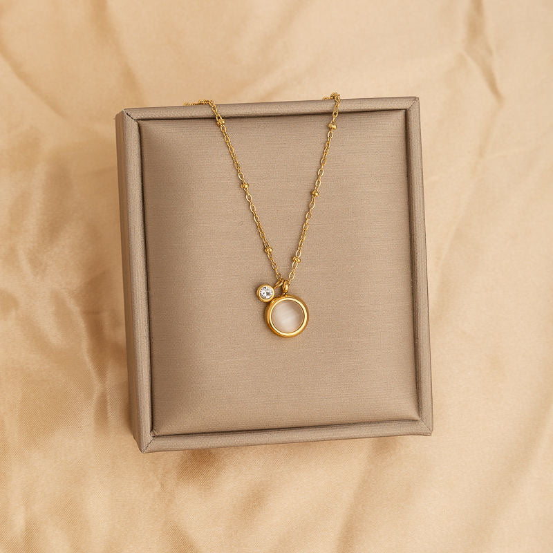 Elegant Round Cat's Eye Stone Lucky Necklace for Women Fashionable Minimalist Titanium Steel Clavicle Chain with Plated Finish
