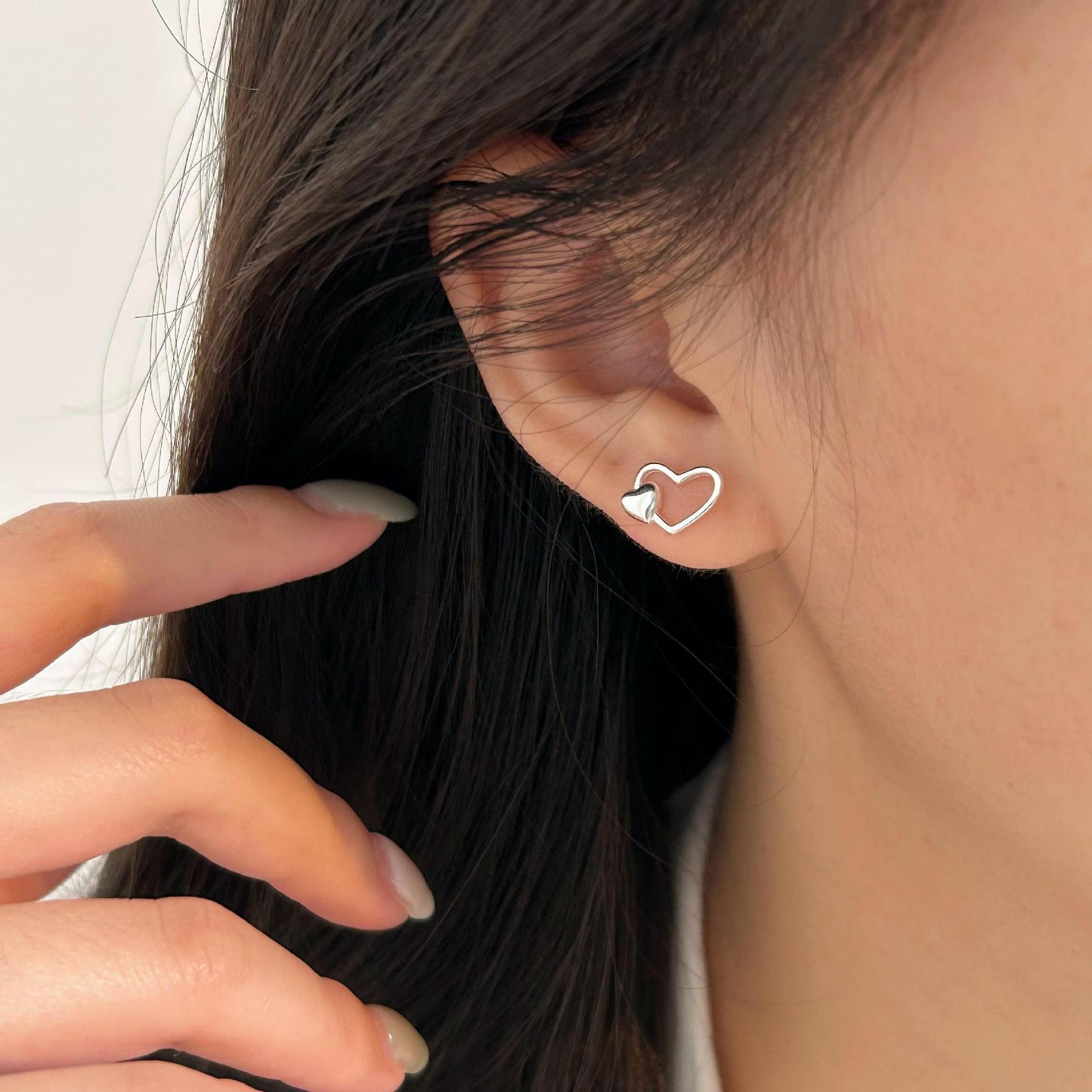 Minimalist Heart-Shaped 925 Sterling Silver Stud Earrings with Plated Finish