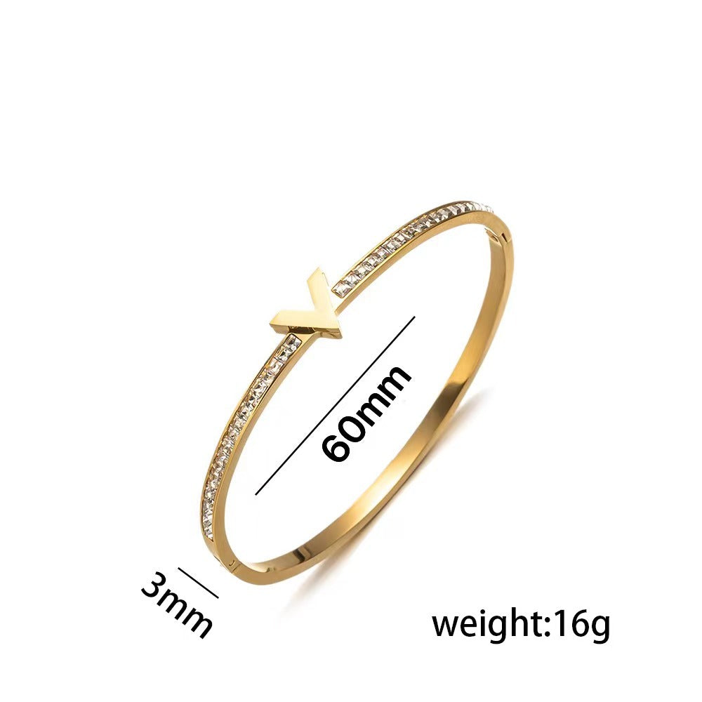 Minimalist V-Shaped Titanium Steel Bracelet for Women with Rhinestone Inlay and Anti-Tarnish Plating