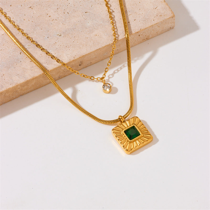 Collar con Colgante de Corazón Geométrico Minimalista Vintage con Incrustaciones de Pedrería Cadena de Acero Inoxidable con Baño de Rodio Longitud Ajustable Joyería de Moda para Mujer