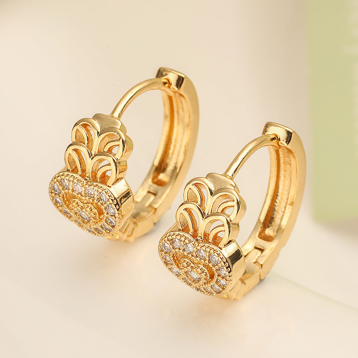 Vintage Geometric Irregular Zirconia Inlaid Copper Earrings for Women with 18K Gold Plating