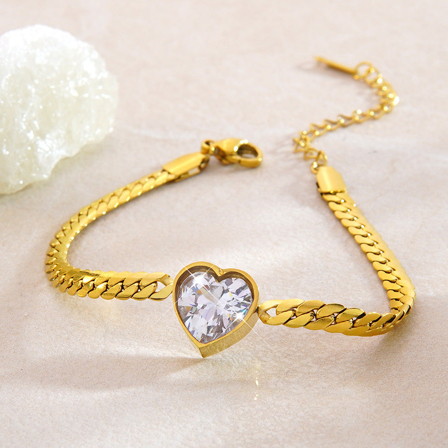Bracciale a cuore di lusso in acciaio inossidabile con zirconia cubica placcata per donna
