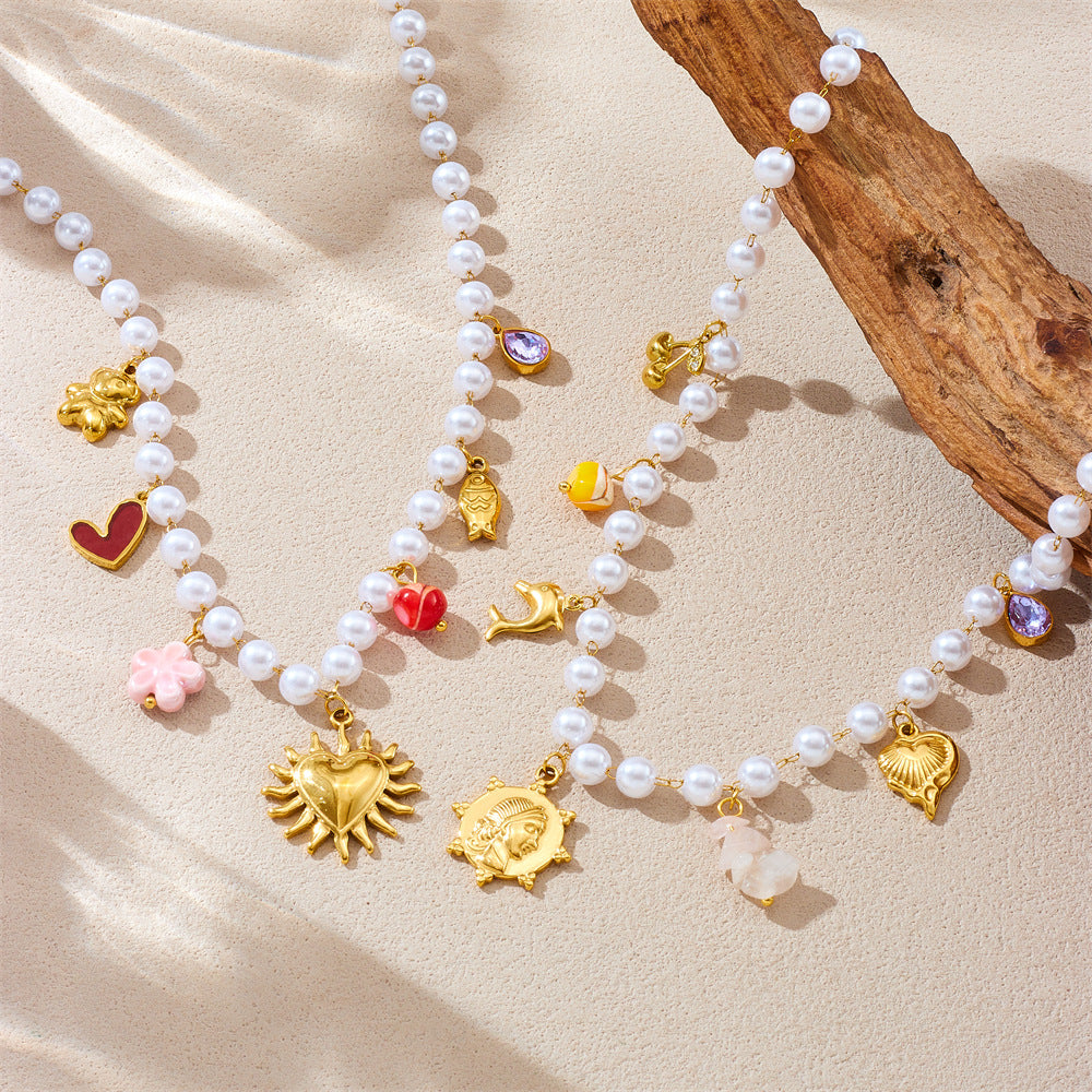 Vintage French-Style Heart-Shaped Gold-Plated Stainless Steel Pendant Necklace with Pearl Chain