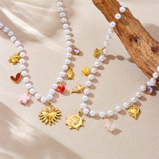 Vintage French-Style Heart-Shaped Gold-Plated Stainless Steel Pendant Necklace with Pearl Chain