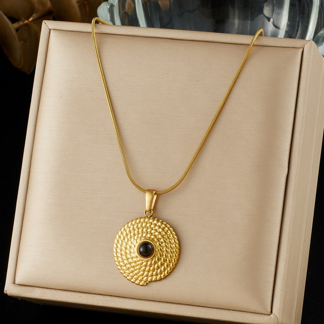 French Vintage Geometric Round Faux Tiger Eye Inlay Plated Stainless Steel Pendant Necklace with Snake Chain