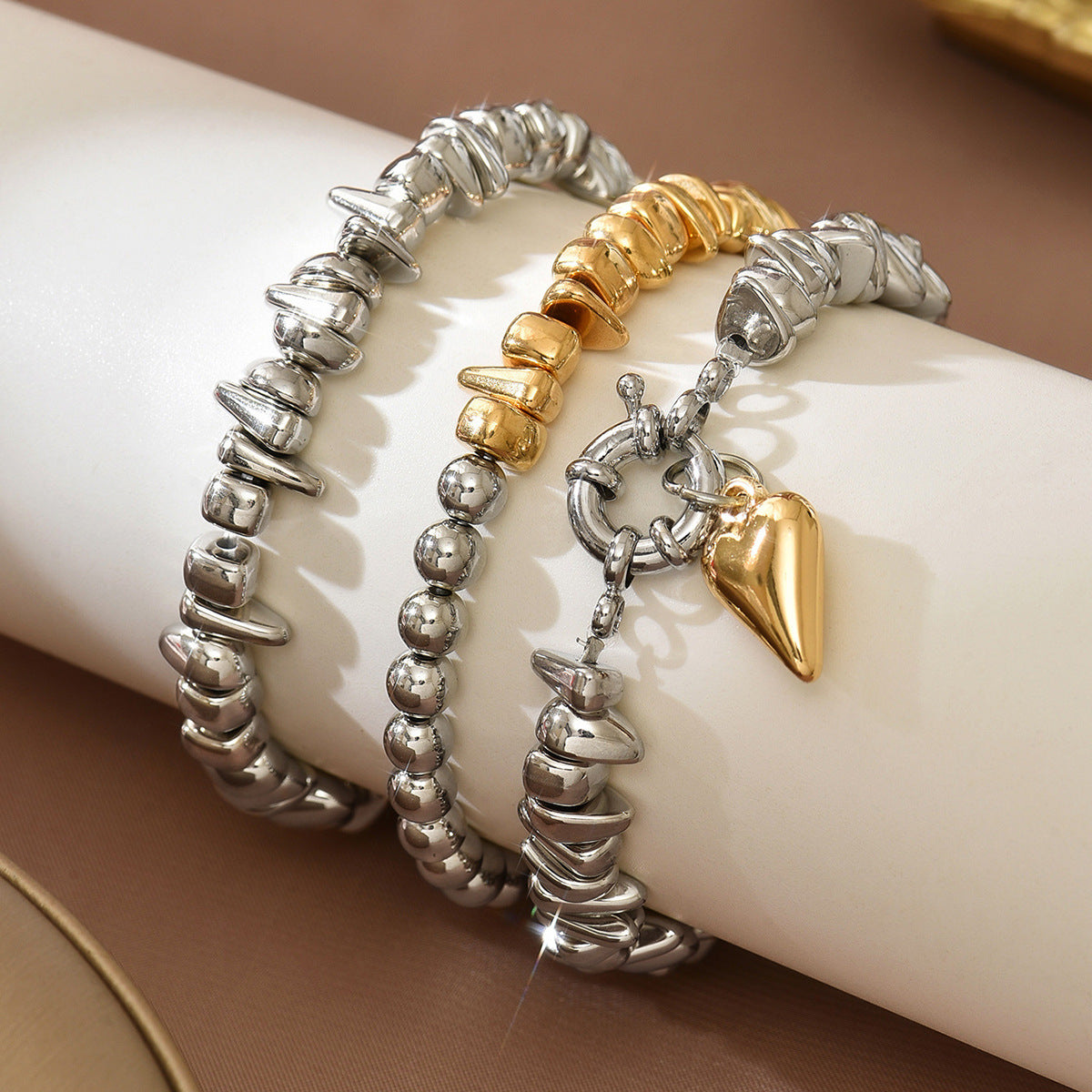 Geometric Heart Round Acrylic Bracelet Set for Women