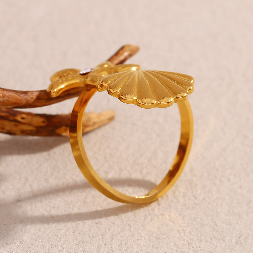Anillo de Corazón Abierto de Acero Inoxidable con Baño de Oro de 18K y Motivo de Concha, Estilo Vacacional Oceánico y de Moda