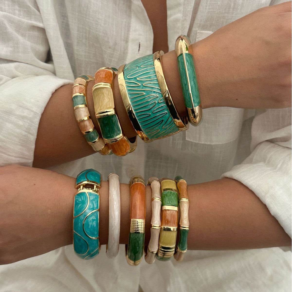 Bracciale a Polsino Aperto Ovale Rotondo Geometrico in Smalto ad Olio Gocciolante Colorato Minimalista Bohemien
