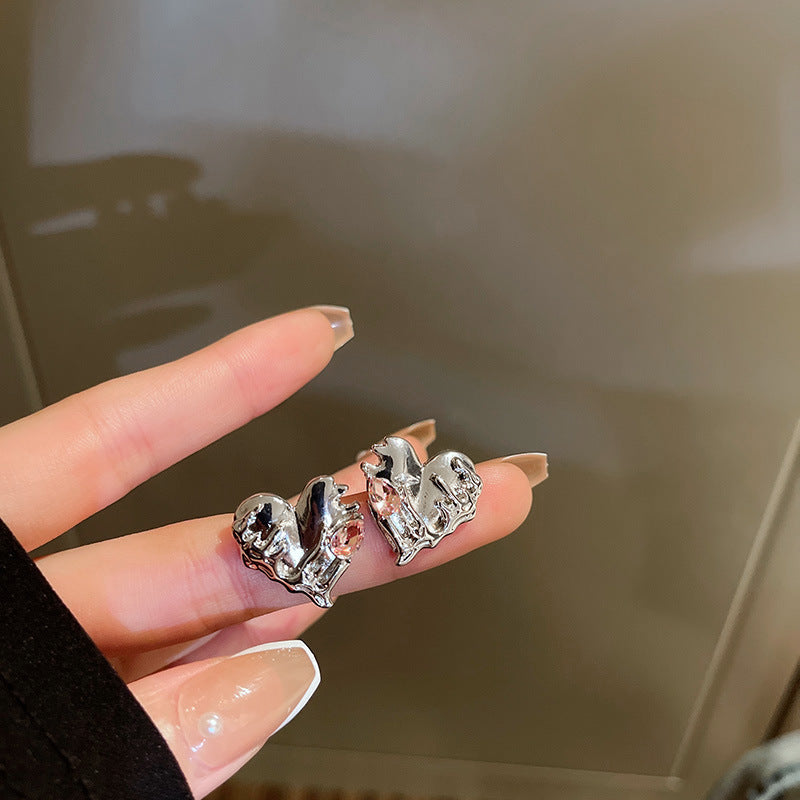 Orecchini da Donna a Cerchio Geometrico in Metallo e a Perno a Cuore, Stile Vintage con Finitura Placcata