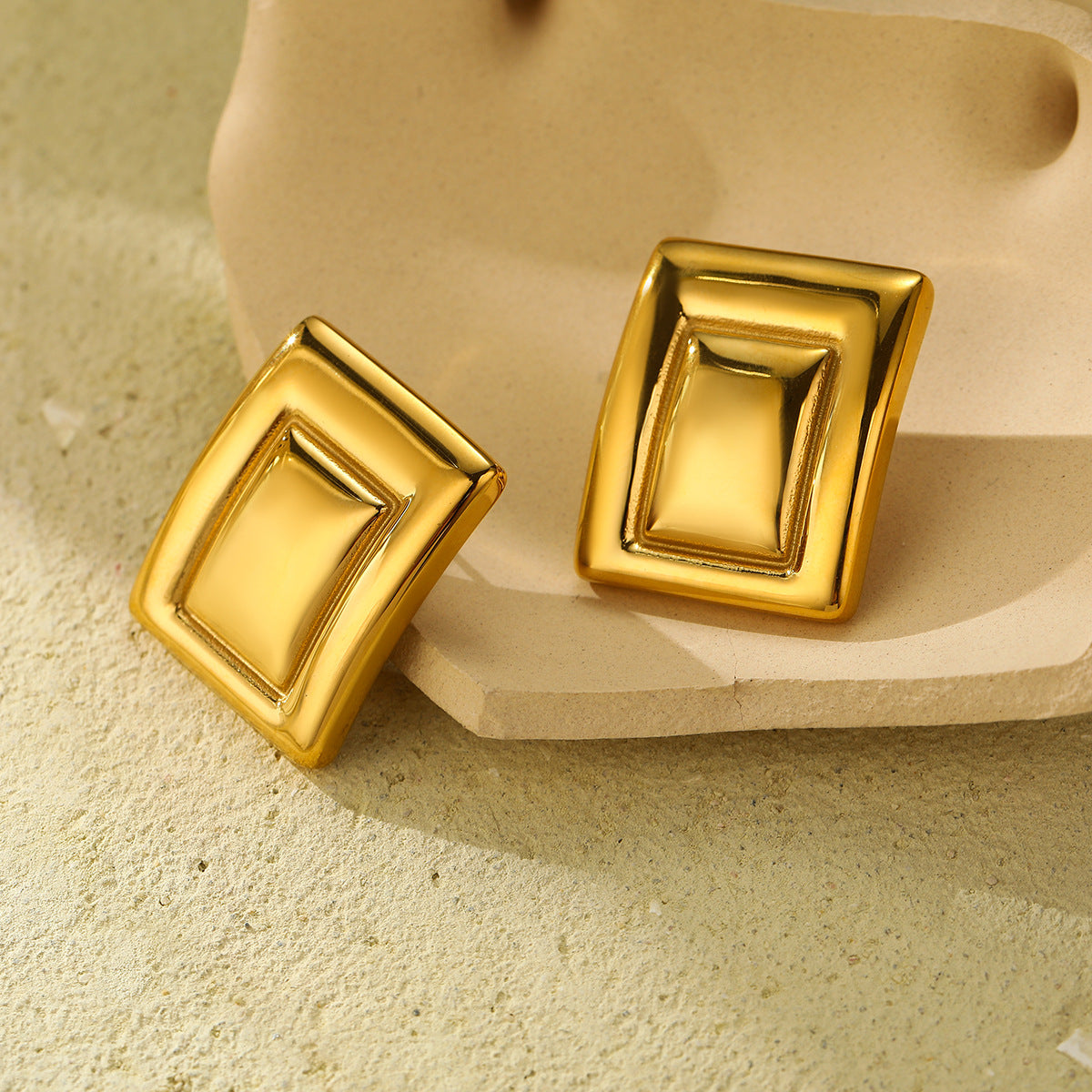 Pendientes Minimalistas Cuadrados de Acero Titanio con Acabado Galvanizado para Mujer, a la Moda, para la Oficina, Hipoalergénicos de Acero Inoxidable