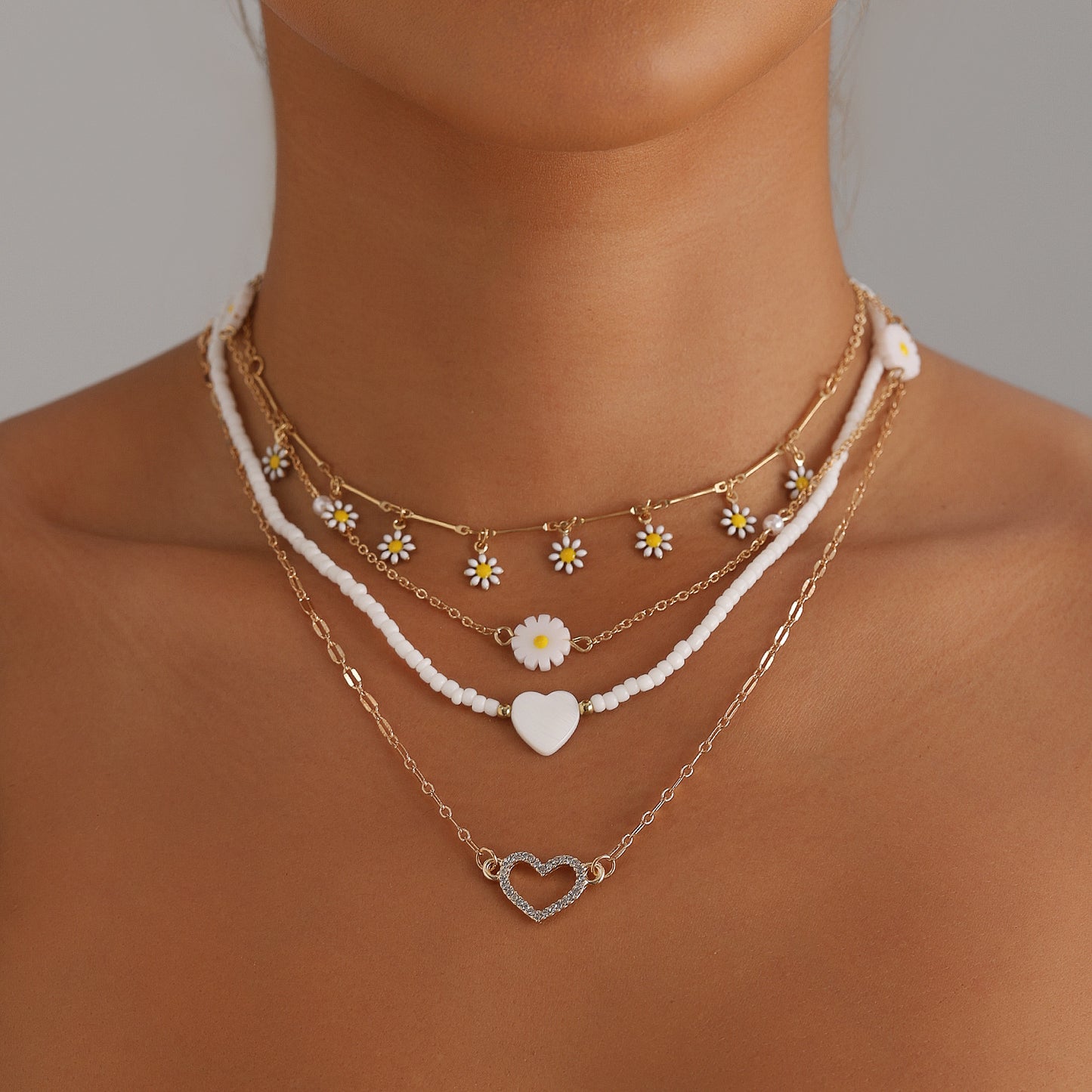 Collar de aleación de mujer con forma de corazón, multicapa, chapado, a la moda