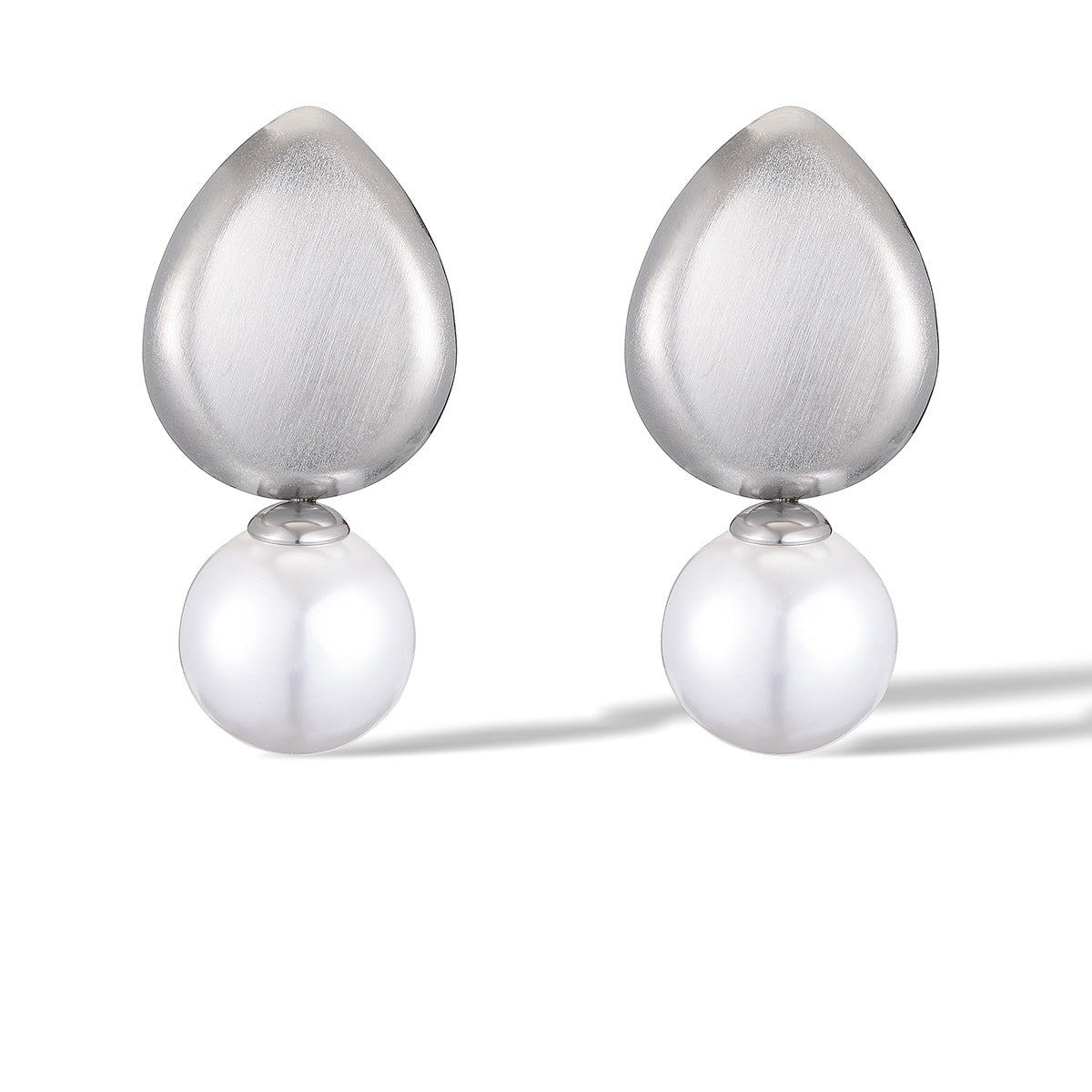 Orecchini a Perno Minimalisti Geometrici a Goccia con Perle per Donna in Acciaio al Titanio Placcato Oro 18K