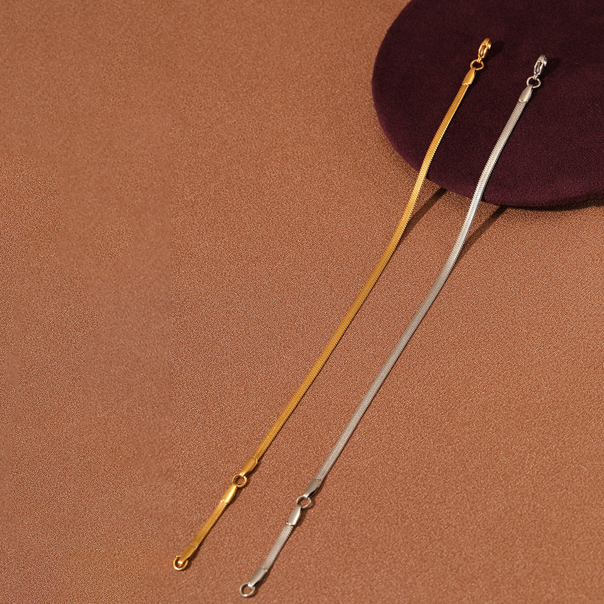 Bracciale Minimalista Geometrico in Acciaio Inossidabile da Donna con Placcatura in Oro 18K, Gioielli Ipoallergenici in Acciaio al Titanio