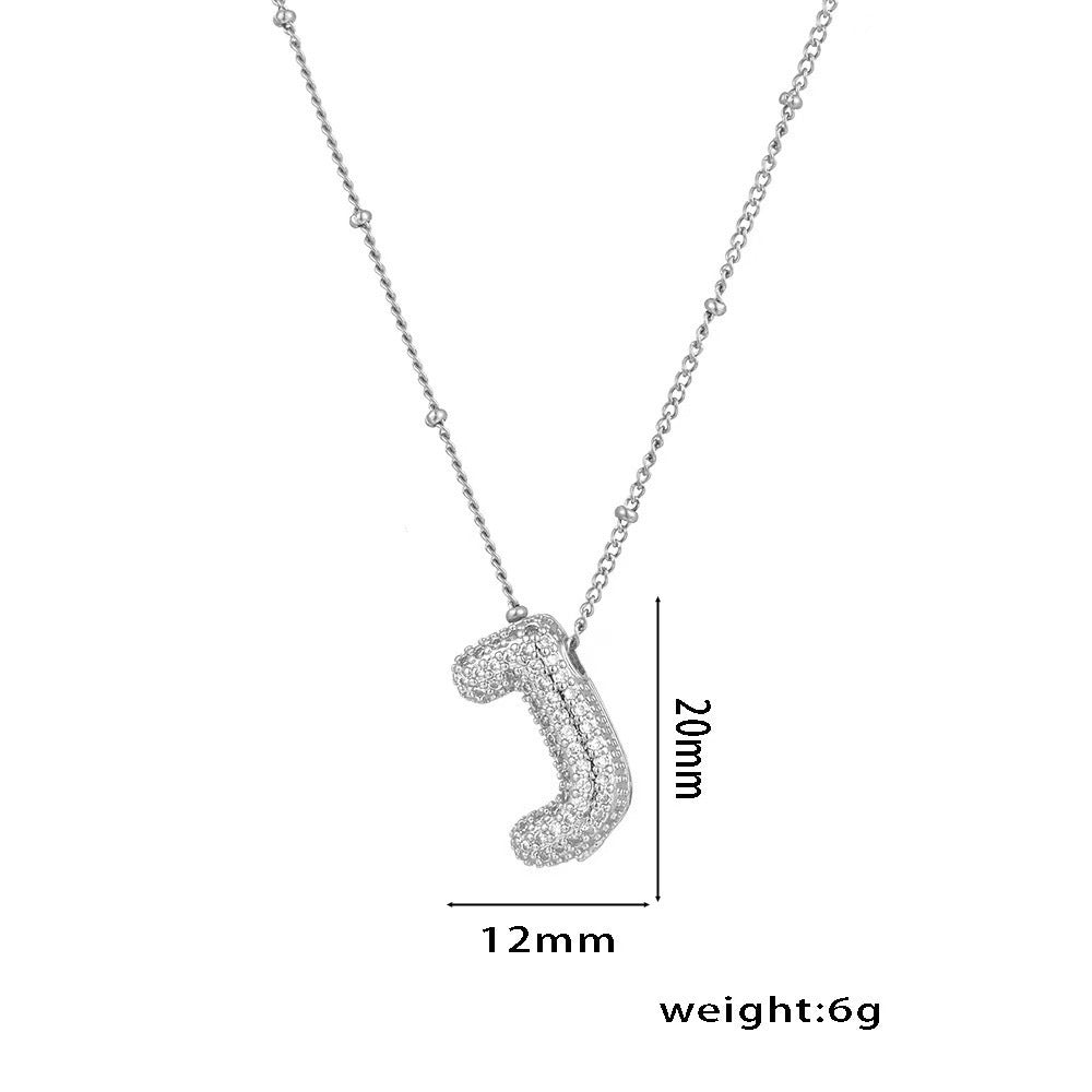 Collana da Donna con Ciondolo a Lettera, Design Geometrico Minimalista, in Ottone Placcato Oro con Zirconi Micro-Pavé