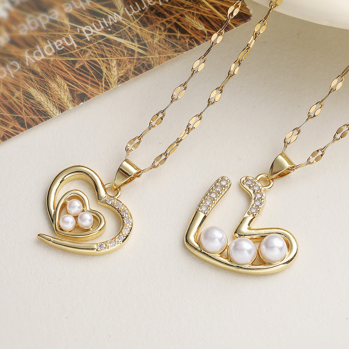 Elegant Minimalist 18K Gold Plated Brass Heart Necklace with Cubic Zirconia and Pearl Pendant for Women
