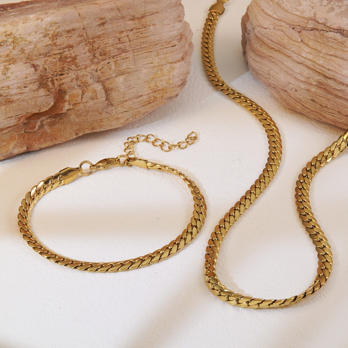 Set collana da donna con catena barbazzale in acciaio inossidabile placcato oro 18 carati con pianta di grano