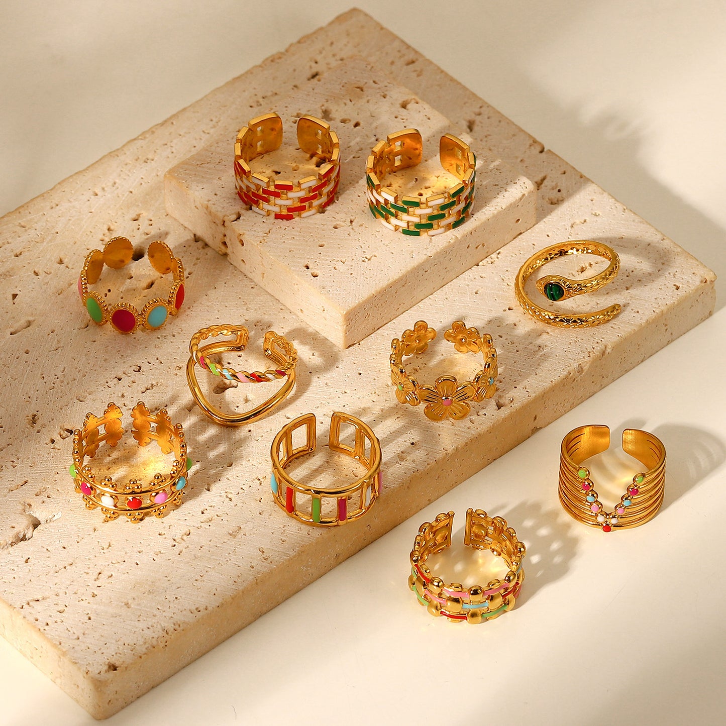 Anello in Acciaio Inossidabile Placcato Oro 18K da Donna, Design Geometrico alla Moda con Smalto Colorato a Goccia