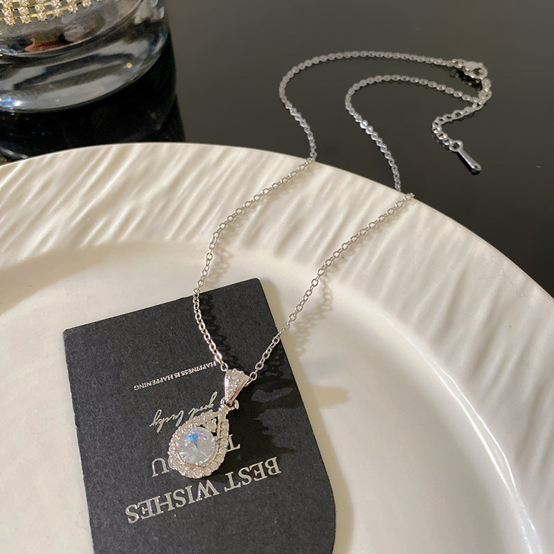 Minimalist Sweet Teardrop Geometric Rhinestone Inlay Brass Pendant Titanium Steel Necklace for Unisex