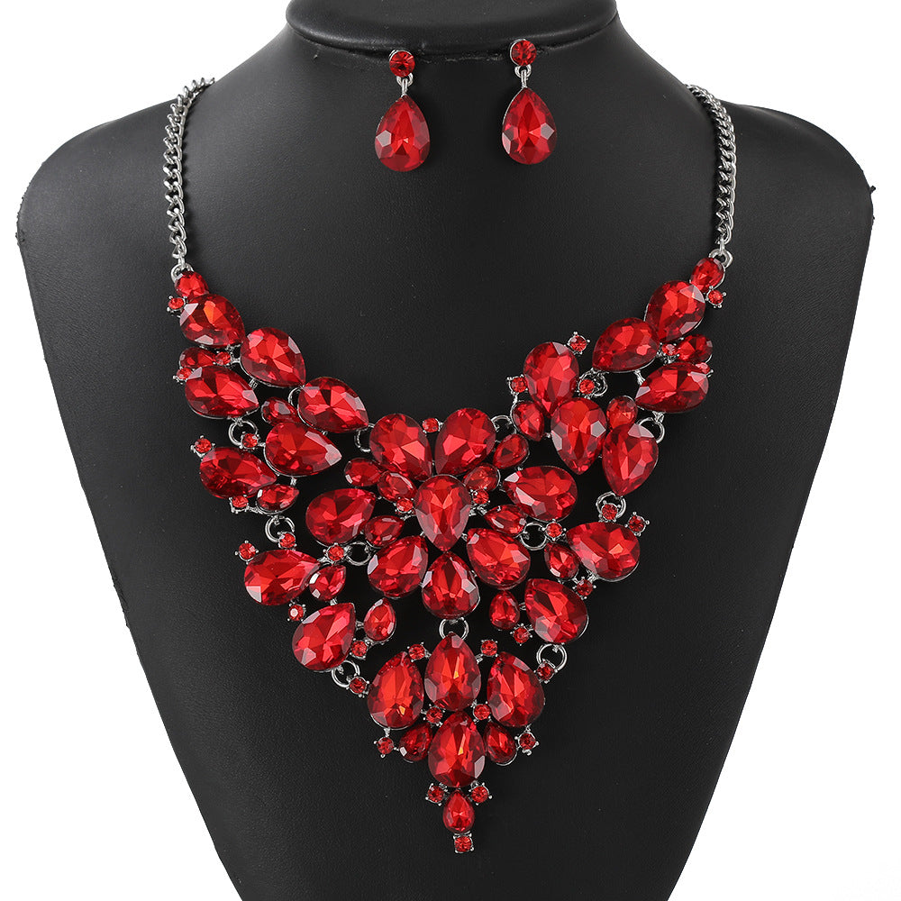 Vintage Asymmetrical Teardrop-Shaped Alloy Necklace Set with Rhinestone Inlay and Plated Finish for Women