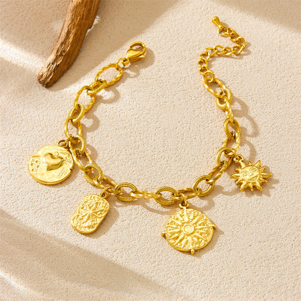 Bracciale in acciaio inossidabile da donna con ciondolo a forma di cuore e sole irregolare placcato oro vintage alla moda