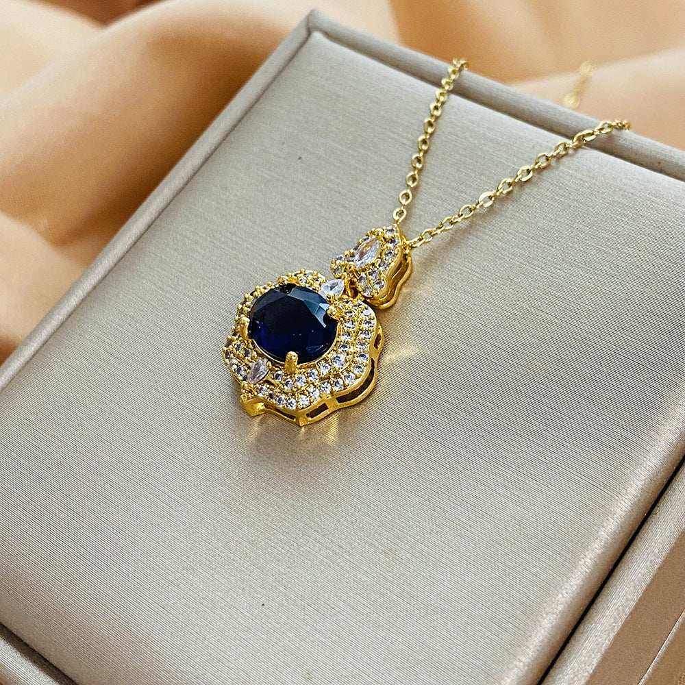 Collana Minimalista da Donna in Acciaio al Titanio a Goccia con Finitura Elettroplaccata e Catena a Maglie O