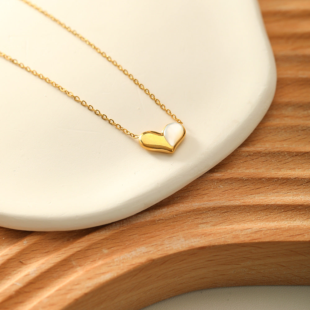 Minimalist Heart-Shaped Titanium Steel Pendant Necklace with Stainless Steel Chain and 18K Vacuum Plating for Women