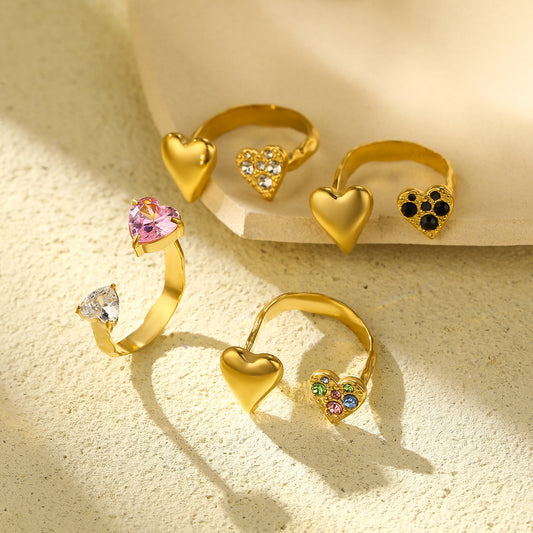 Anello da Donna Minimalista a Cuore in Acciaio Inossidabile con Intarsio in Zirconi e Finitura Placcata