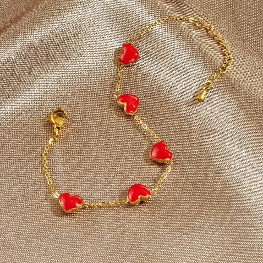 Minimalist Gold Plated Drip Oil Heart Stainless Steel Bracelet for Women