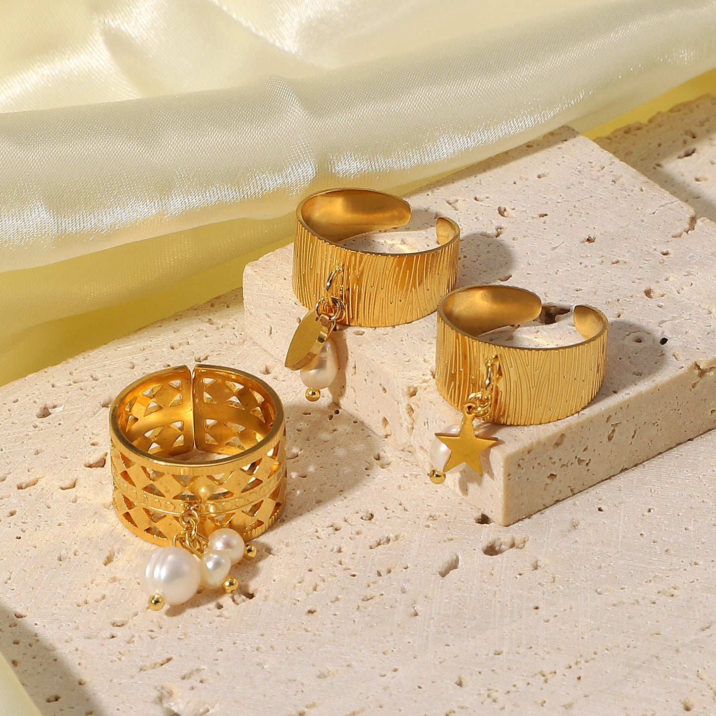 Anello geometrico in acciaio inossidabile con placcatura in oro 18 carati e perla per donna