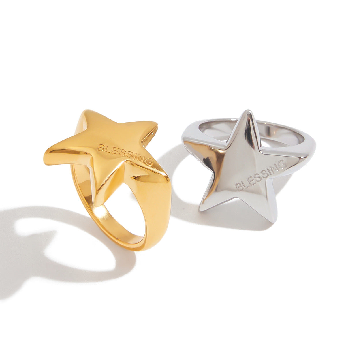 Anello da donna in acciaio al titanio a forma di stella, alla moda, con finitura galvanica