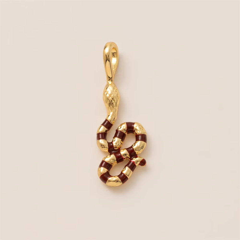 Minimalist Luxury 18K Gold Plated Brass Animal Pendant Necklace for Unisex