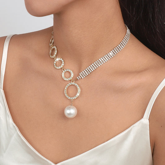 Collana con Perle, Geometrica, Dolce e Audace, con Finitura Galvanizzata, per Clavicola Femminile
