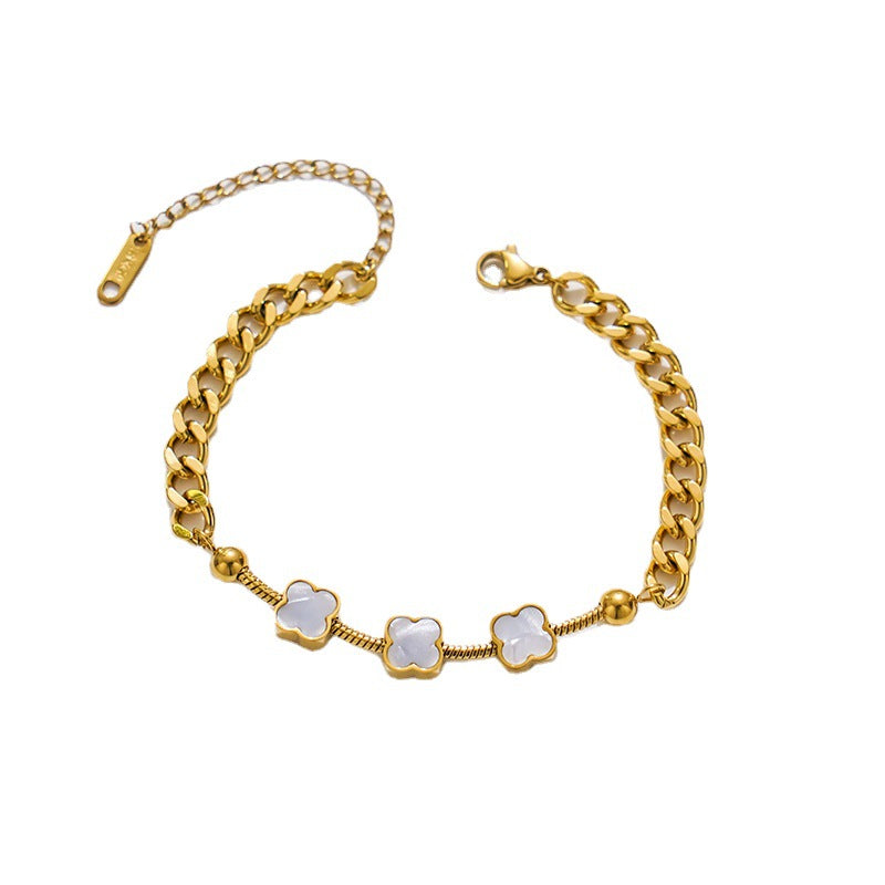 Minimalist Fashion Clover Bracelet for Women in Titanium Steel with Vacuum Plating Hypoallergenic Finish