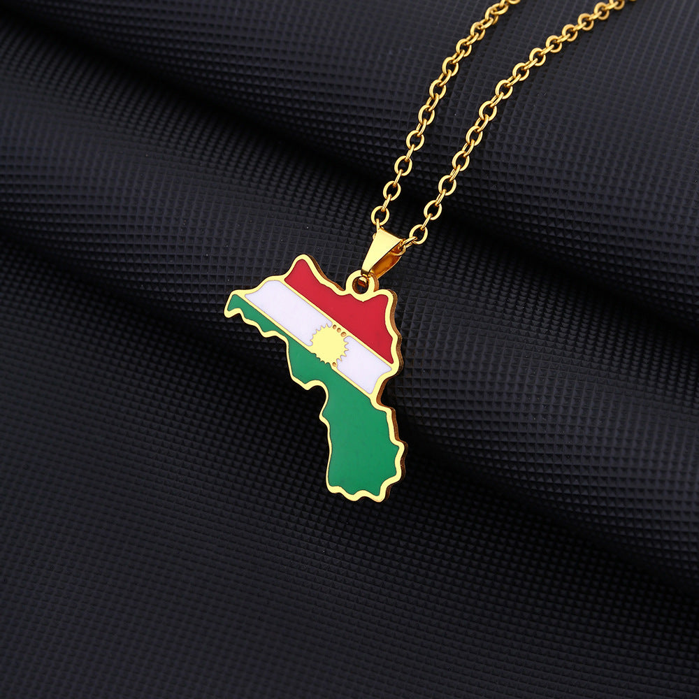Collana con Pendente Geometrico Vintage in Acciaio Inossidabile con Finitura Smaltata per Uso Unisex