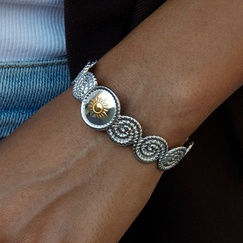 Pulsera de acero inoxidable con forma de sol, chapada, a la moda, para mujer