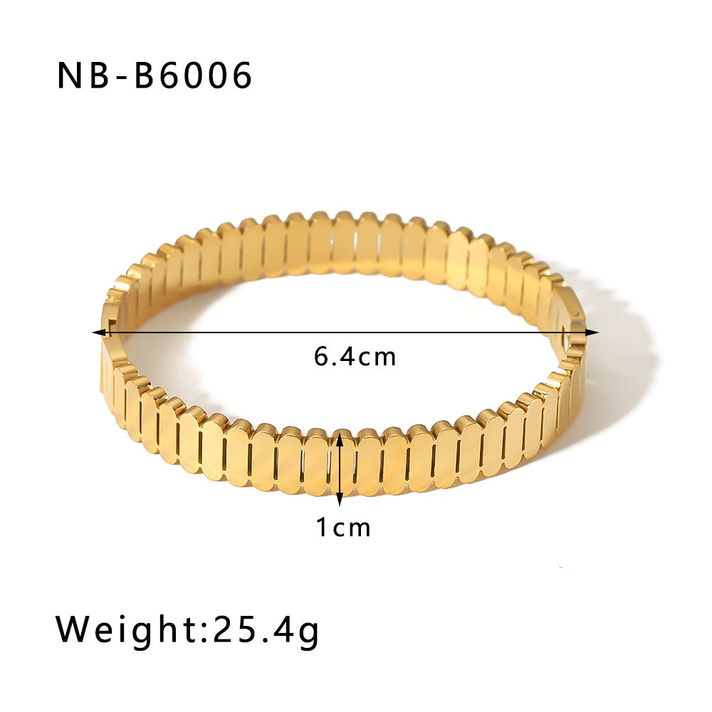 Minimalist Oval Hollow-Out Toggle Bracelet in Stainless Steel with 18K Gold Plating for Women