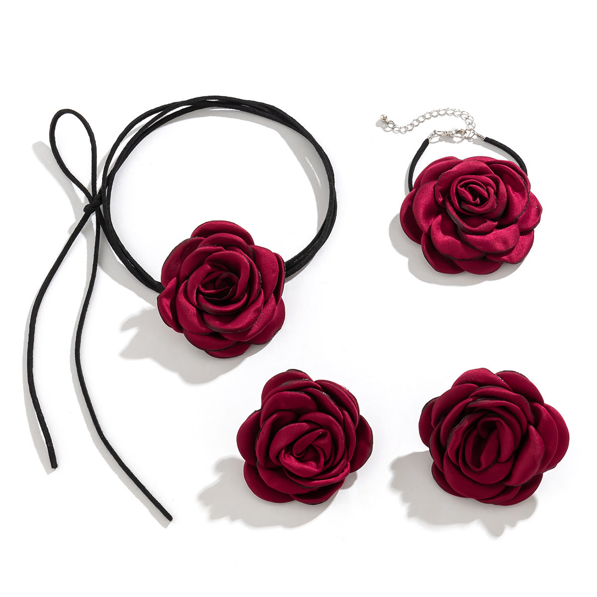 Collana girocollo vintage floreale francese da donna con fiori di rosa e camelia in tessuto su fascia di velluto e raso