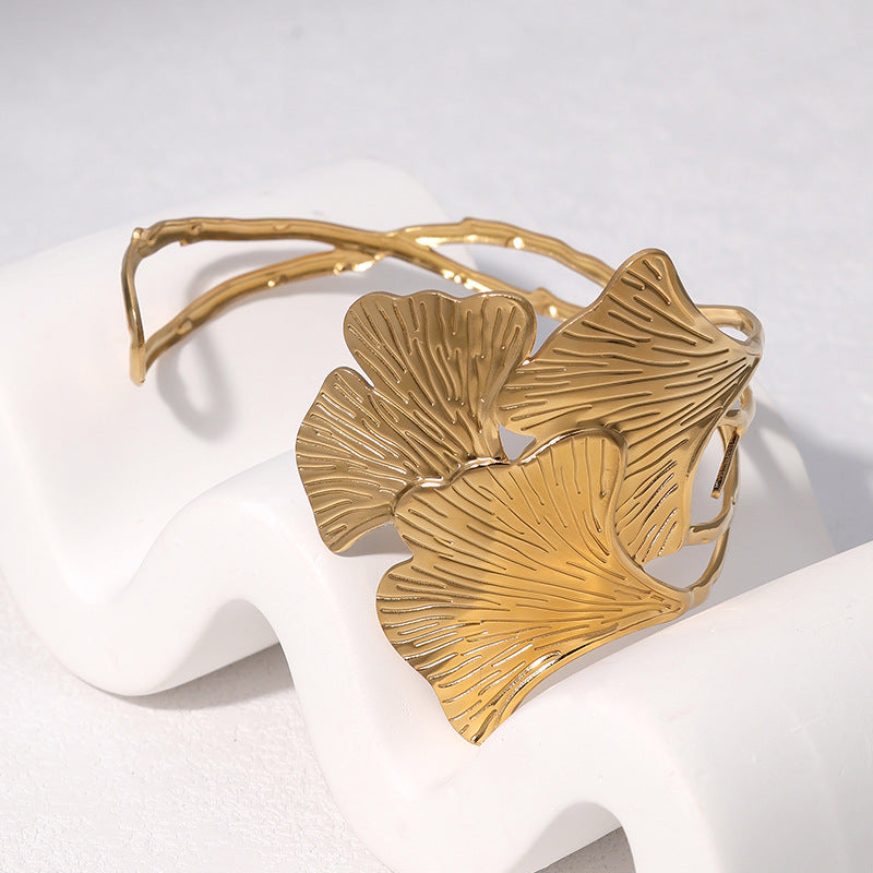 Minimalist Ginkgo Leaf Shaped Stainless Steel Bracelet with 18K Gold Plating for Women