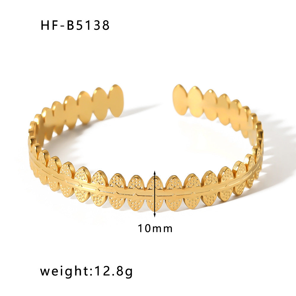 Adjustable Open Bangle Bracelet for Women in Stainless Steel with 18K Gold Plating, Hollow-Out Design, Textured Chain and Irregular Woven Pattern