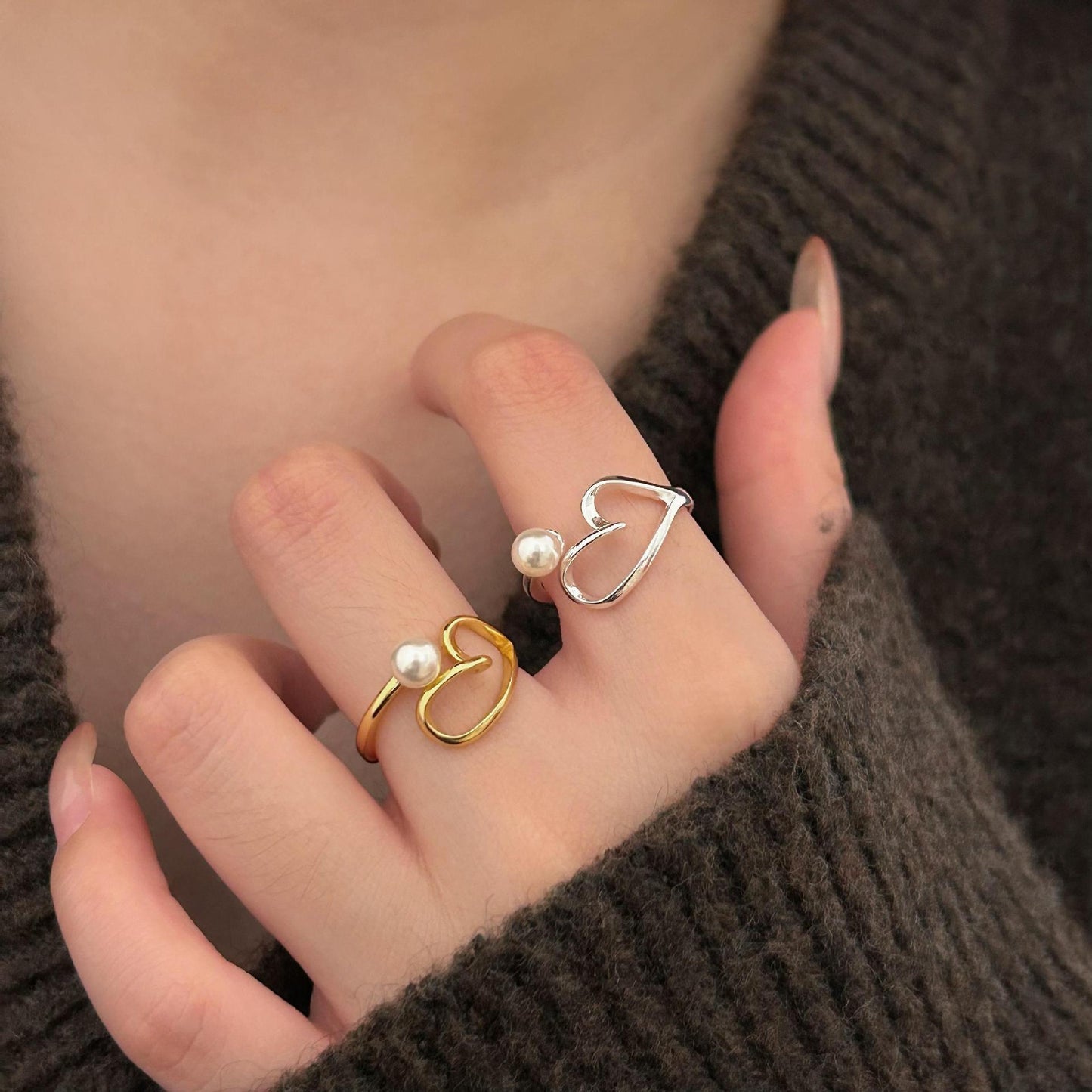 Minimalist Heart-Shaped S925 Sterling Silver Ring with Inlaid Silver Accent for Women