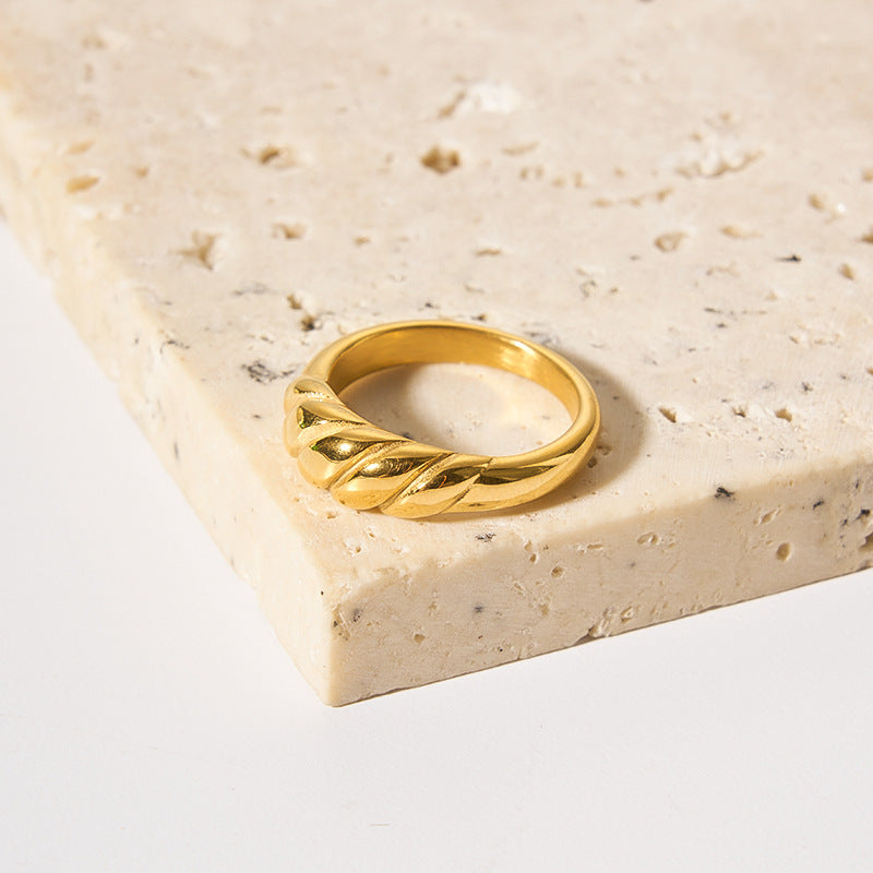 Minimalist Wave-Shaped Stainless Steel Ring with 18K Gold Plating for Women