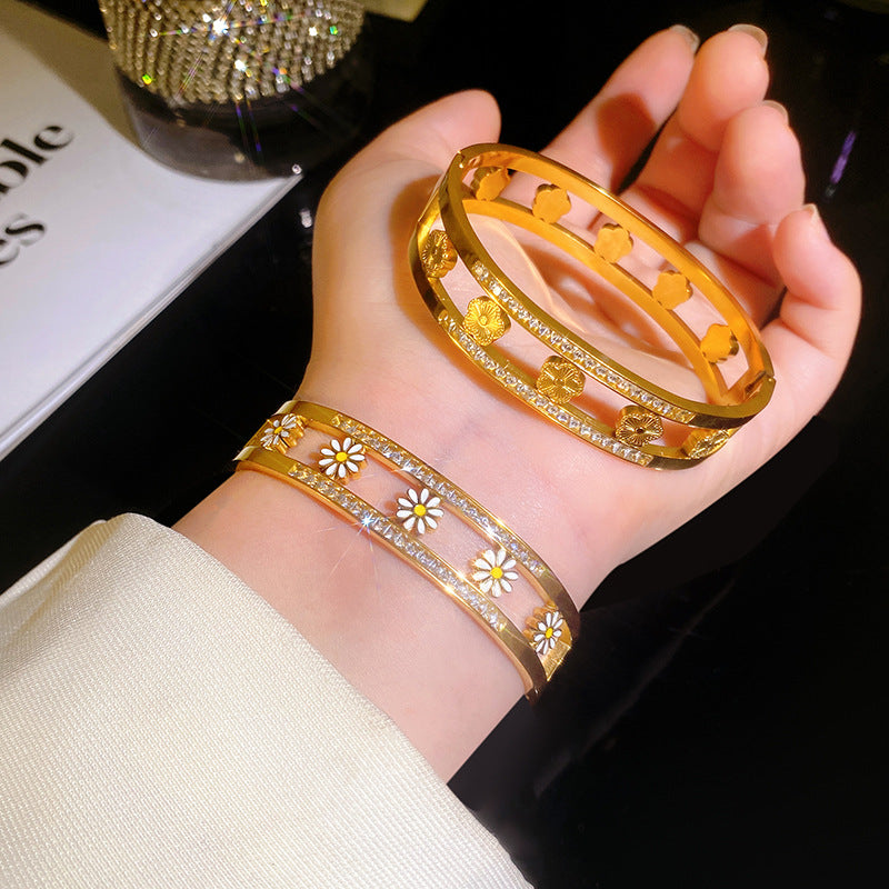 Trendy Minimalist Luxury Laser Plated Floral Titanium Steel Bracelet for Women