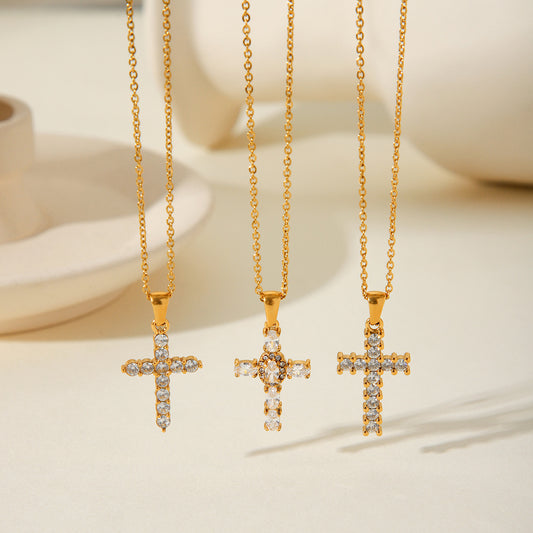 Collar con colgante de cruz minimalista de acero inoxidable con incrustaciones de diamantes de imitación y acabado chapado para mujer