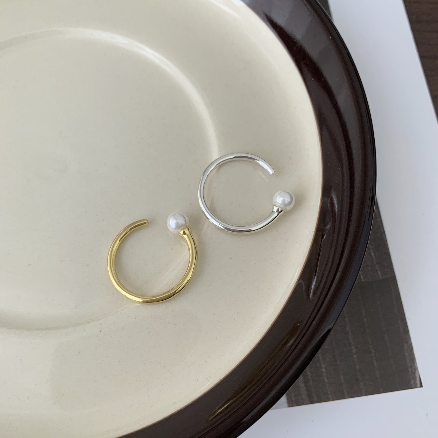 Minimalist Sweet 925 Sterling Silver Round Geometric Plated Ring with Pearl Polka Dot Open Adjustable Fine Band