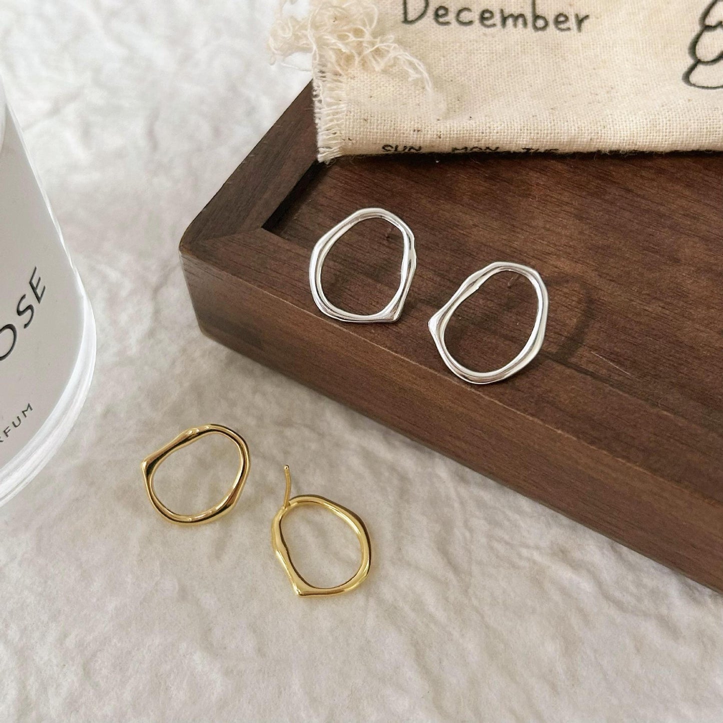 Natural Style Irregular Hollow-Out Drip-Shaped 925 Sterling Silver Stud Earrings with Pearl Inlay