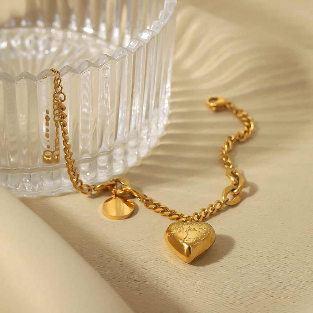 Vintage Minimalist Unisex Titanium Steel Heart-Shaped Pendant Bracelet with Polished Finish and 18K Vacuum Plating